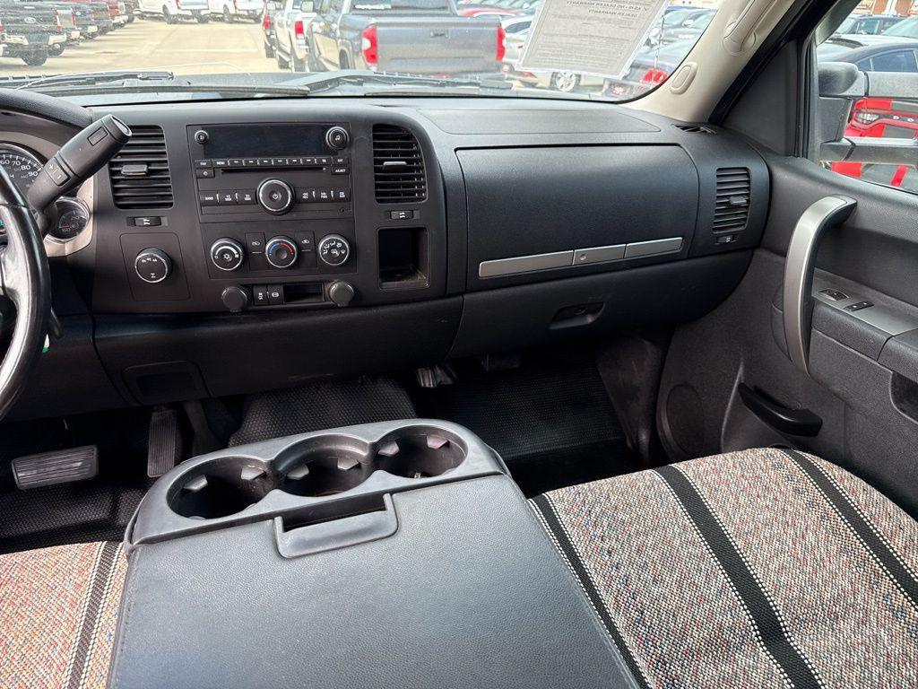 used 2013 GMC Sierra 2500 car, priced at $17,485