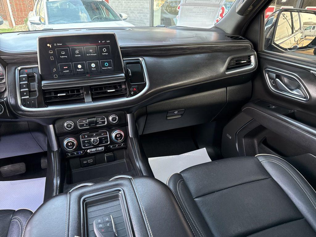 used 2022 GMC Yukon XL car, priced at $35,900