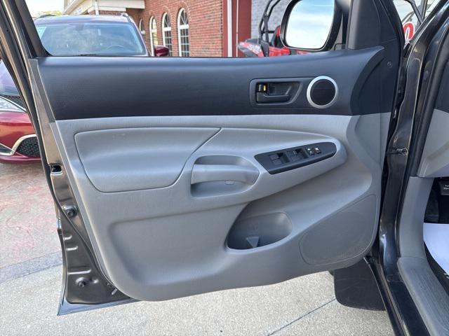 used 2014 Toyota Tacoma car, priced at $18,900