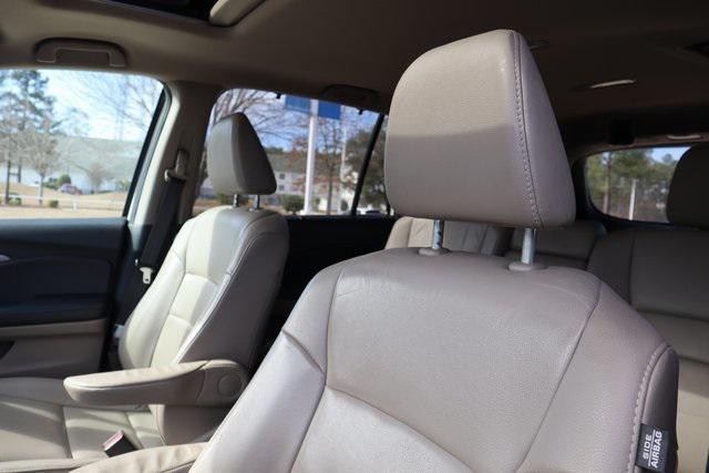 used 2019 Honda Pilot car, priced at $20,000
