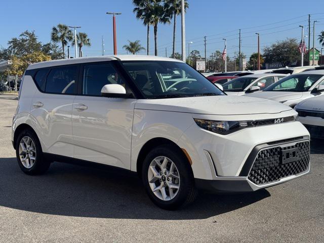 used 2025 Kia Soul car, priced at $18,254