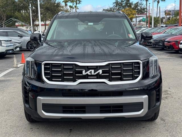 used 2023 Kia Telluride car, priced at $32,142