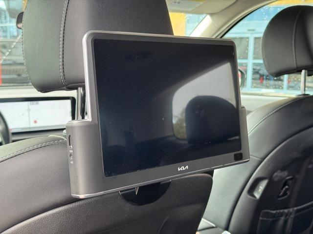 used 2023 Kia Telluride car, priced at $32,142