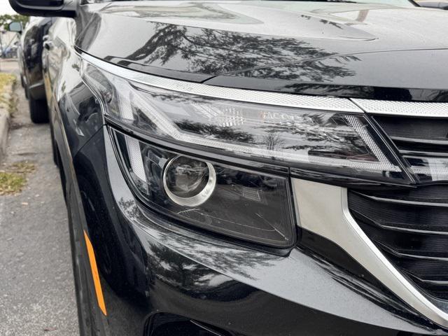 used 2024 Kia Seltos car, priced at $19,965