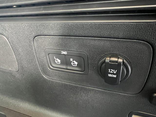 new 2026 Kia Sorento car, priced at $31,959