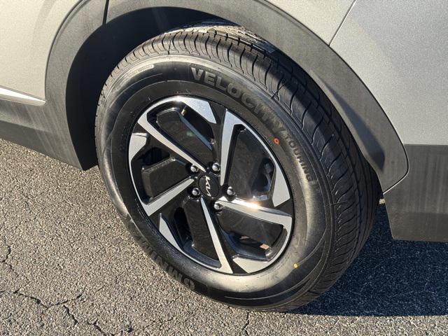 used 2023 Kia Sportage Hybrid car, priced at $20,788