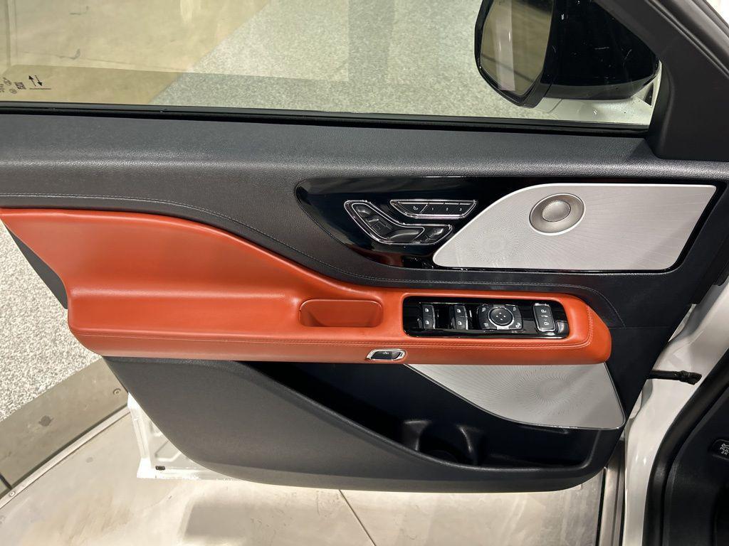 used 2025 Lincoln Aviator car, priced at $67,935