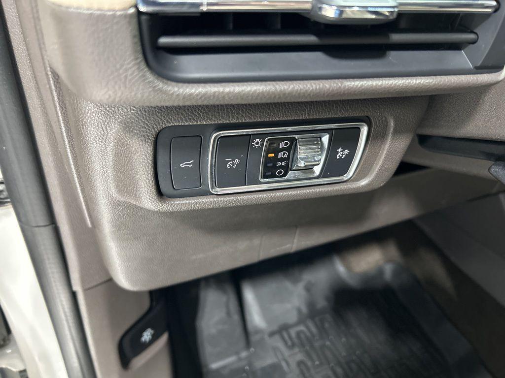 used 2022 Lincoln Corsair car, priced at $27,184