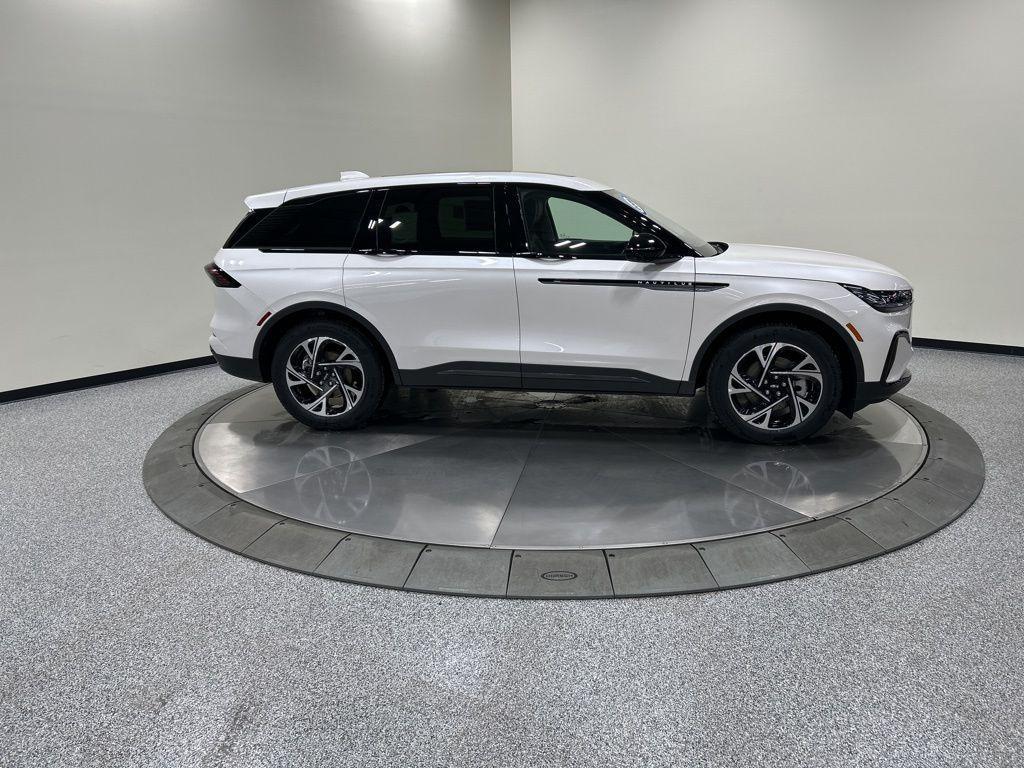 new 2026 Lincoln Nautilus car, priced at $67,363