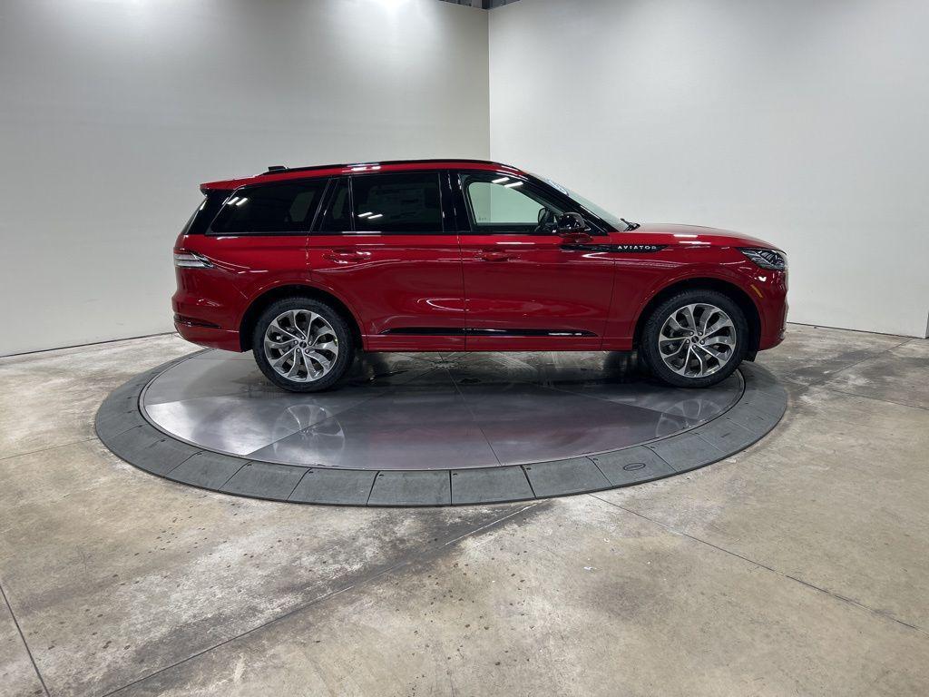new 2026 Lincoln Aviator car, priced at $63,048
