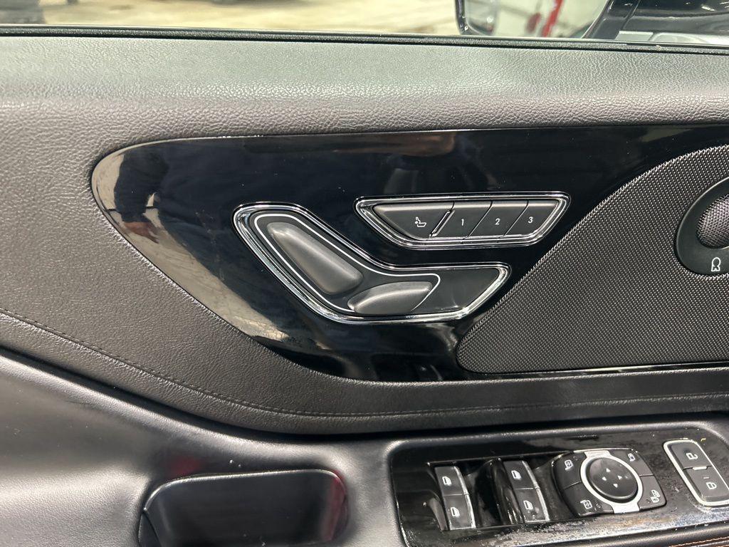 used 2020 Lincoln Aviator car, priced at $31,449