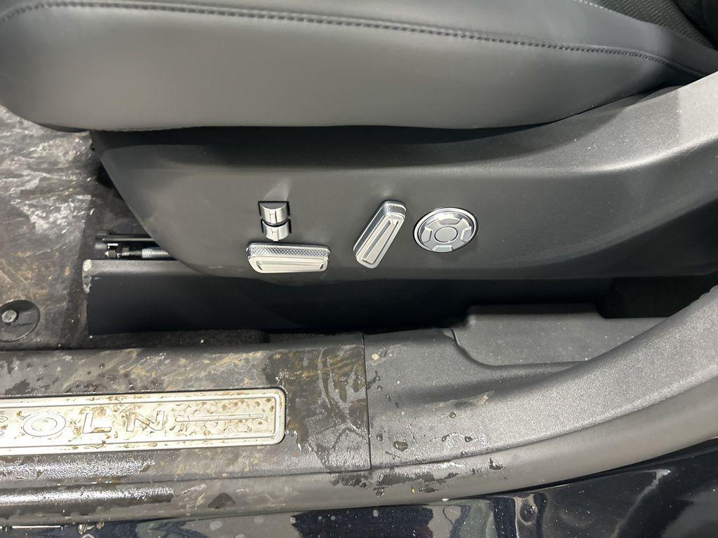 new 2026 Lincoln Nautilus car, priced at $73,476