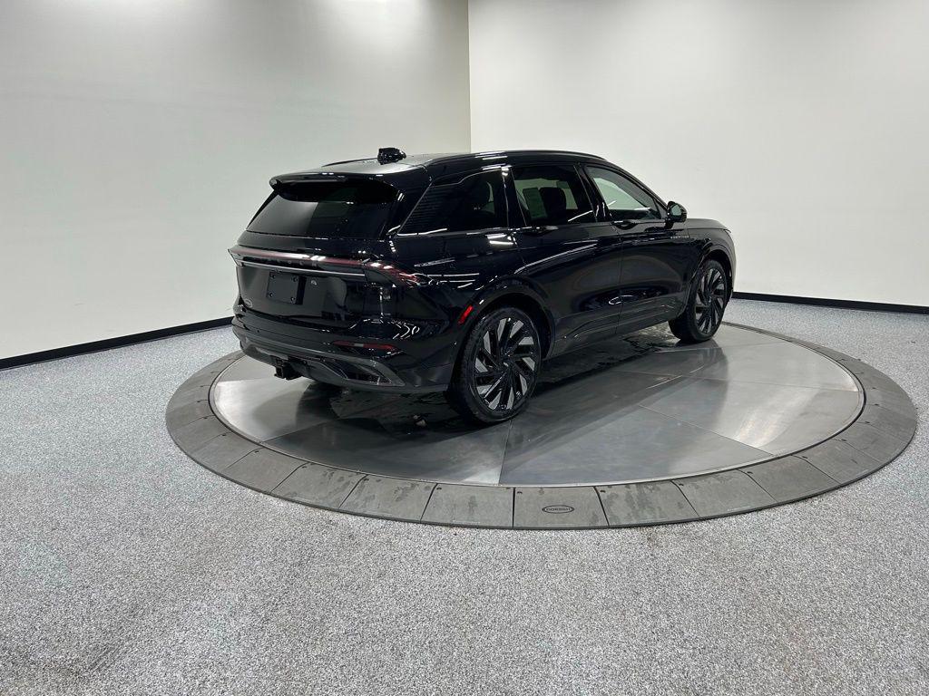 new 2026 Lincoln Nautilus car, priced at $76,401