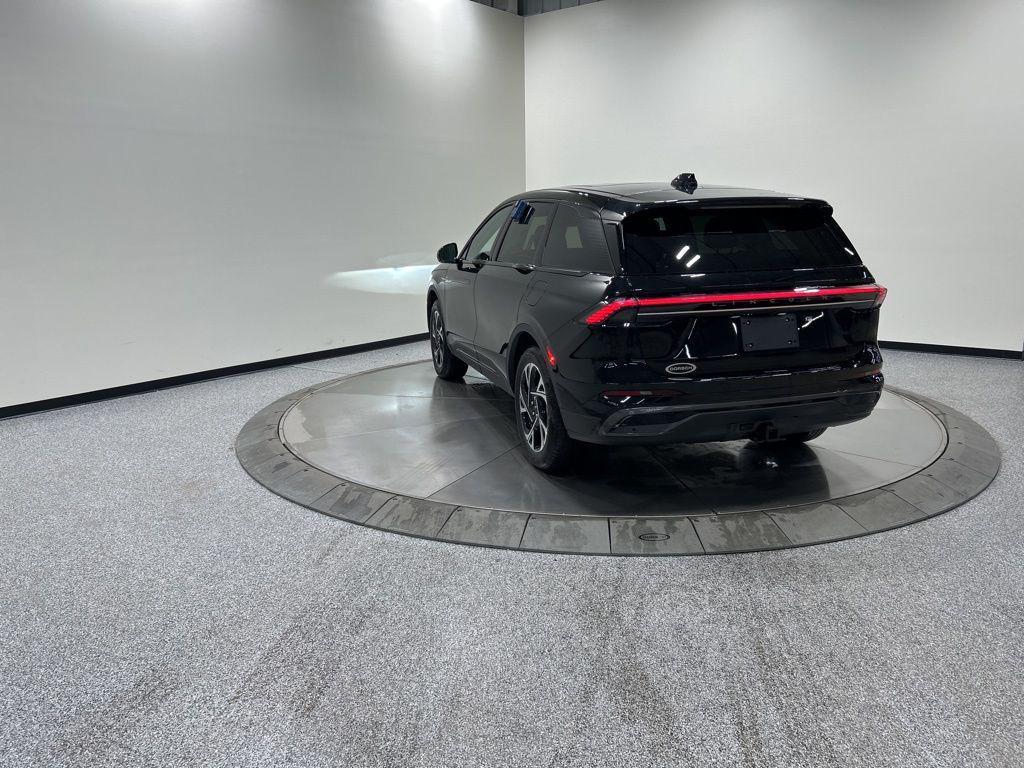 new 2026 Lincoln Nautilus car, priced at $69,171