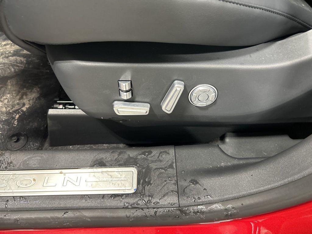 new 2026 Lincoln Nautilus car, priced at $77,641