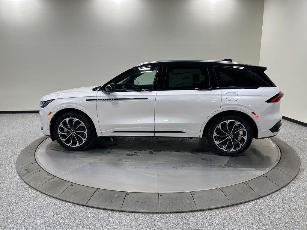 new 2026 Lincoln Nautilus car, priced at $71,998