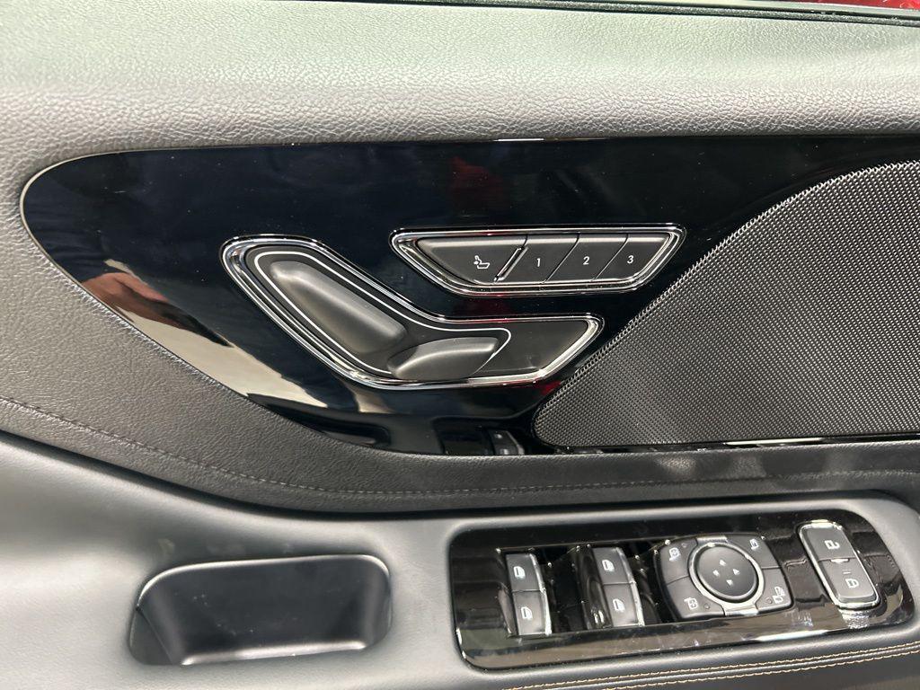 new 2026 Lincoln Aviator car, priced at $65,477