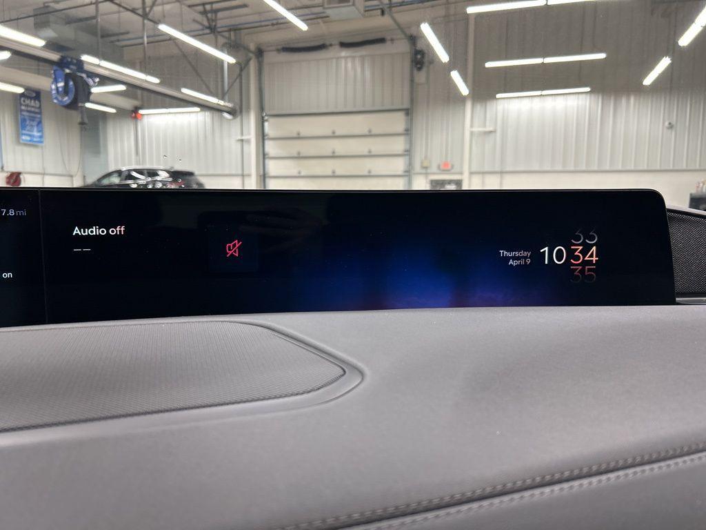 new 2026 Lincoln Navigator car, priced at $109,480