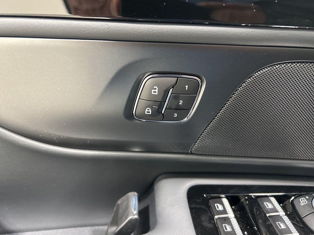 new 2026 Lincoln Nautilus car, priced at $74,022