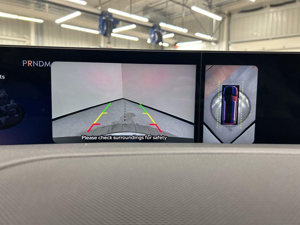 new 2025 Lincoln Navigator car, priced at $106,720