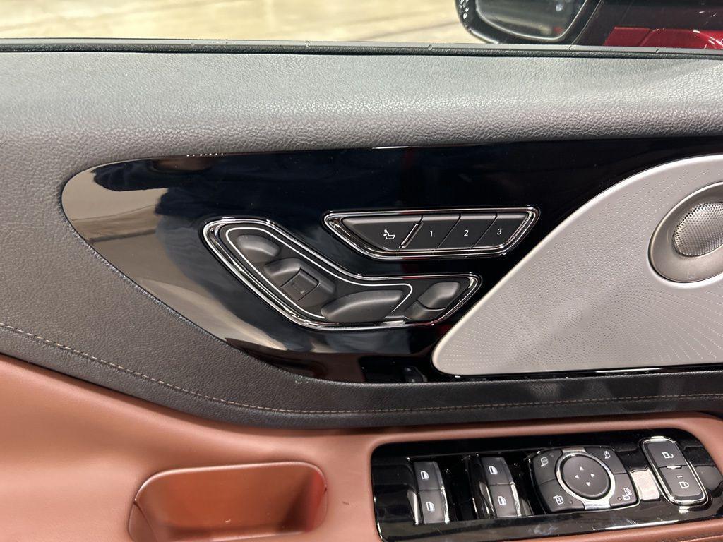 new 2026 Lincoln Aviator car, priced at $81,763