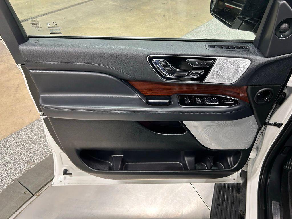 used 2023 Lincoln Navigator car, priced at $57,390