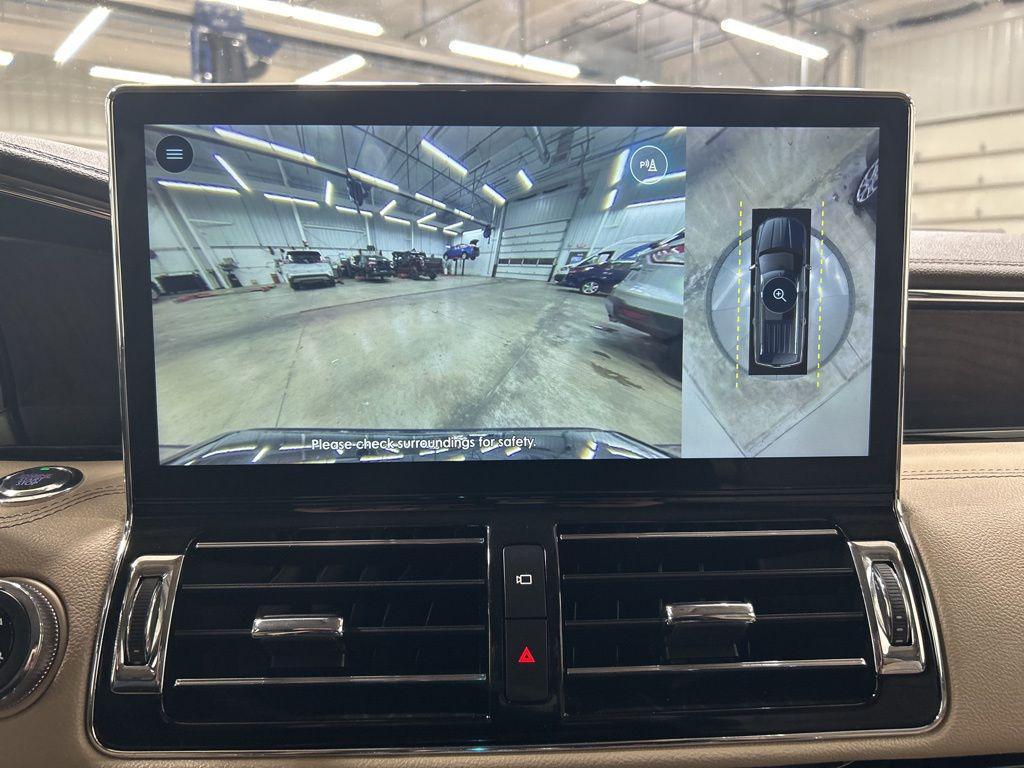 used 2022 Lincoln Navigator car, priced at $42,783