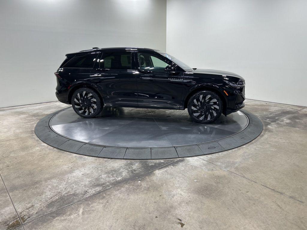 new 2026 Lincoln Nautilus car, priced at $68,179