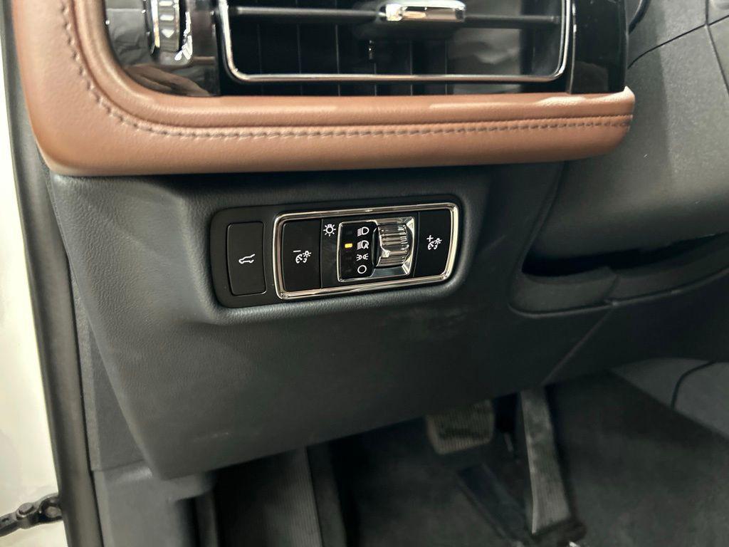 new 2026 Lincoln Aviator car, priced at $77,296