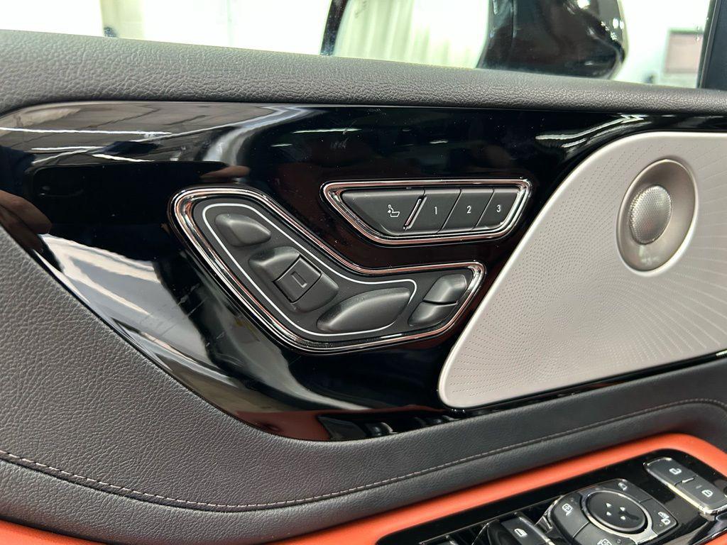 new 2026 Lincoln Aviator car, priced at $85,360