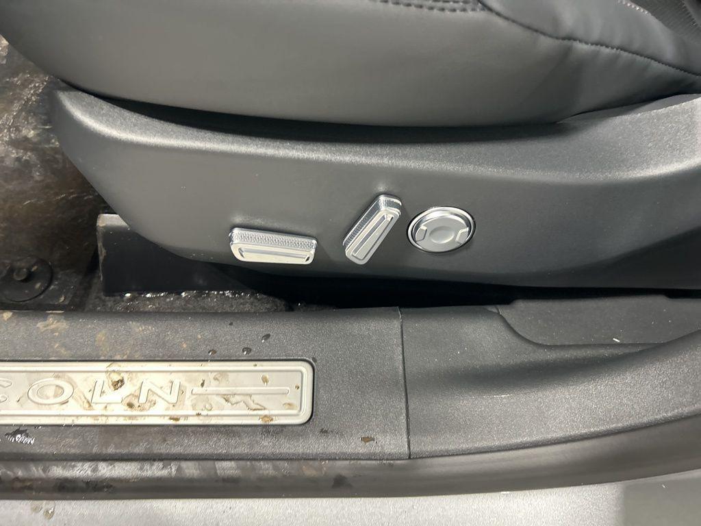 new 2026 Lincoln Nautilus car, priced at $69,171