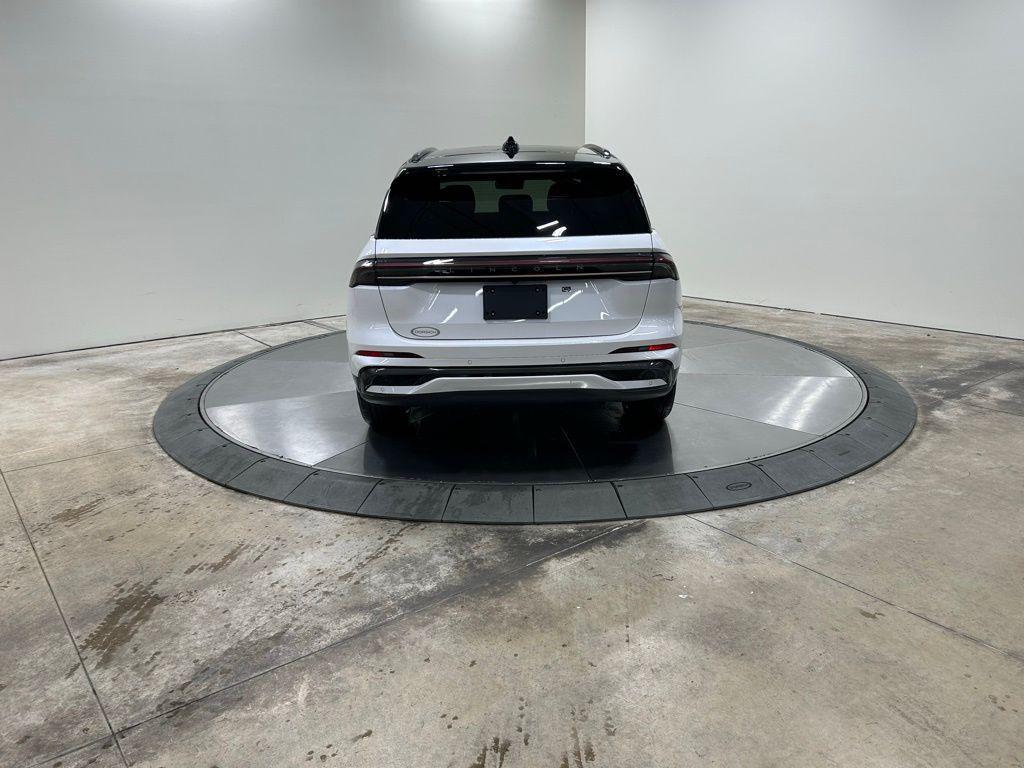 new 2026 Lincoln Nautilus car, priced at $67,454