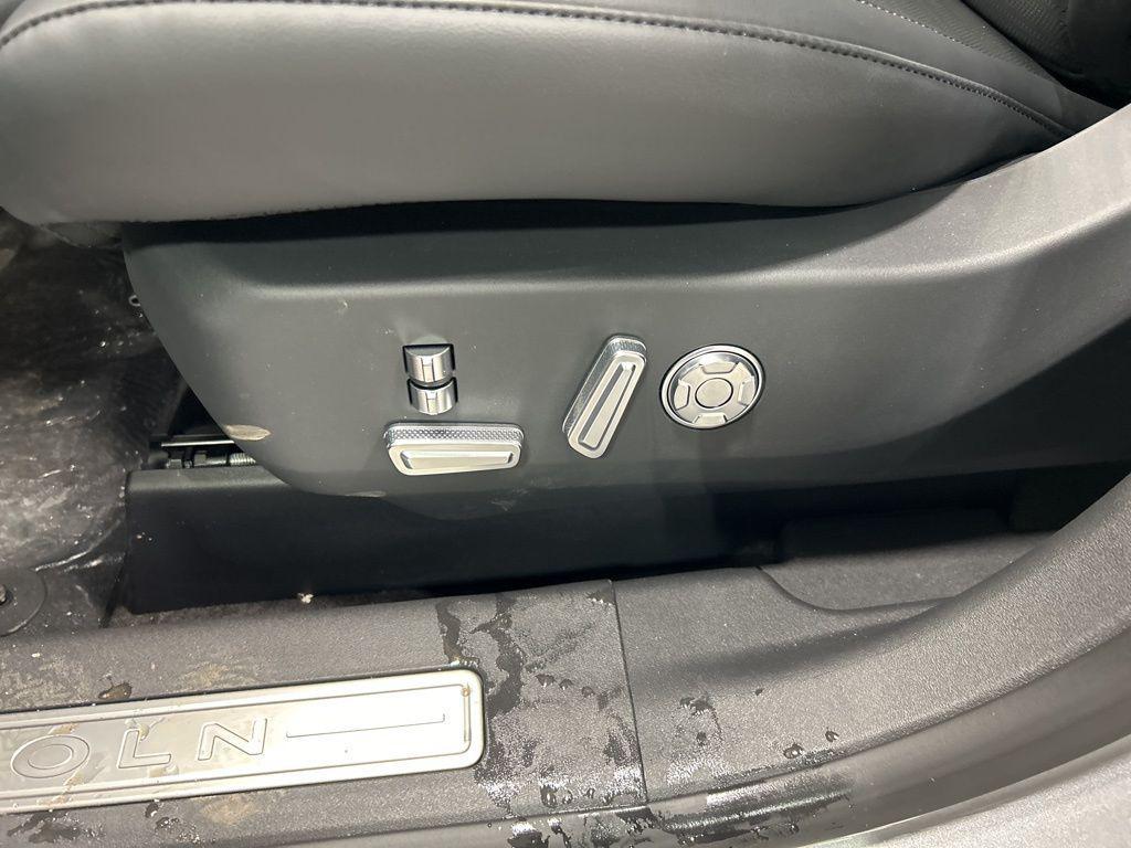 new 2026 Lincoln Nautilus car, priced at $74,720