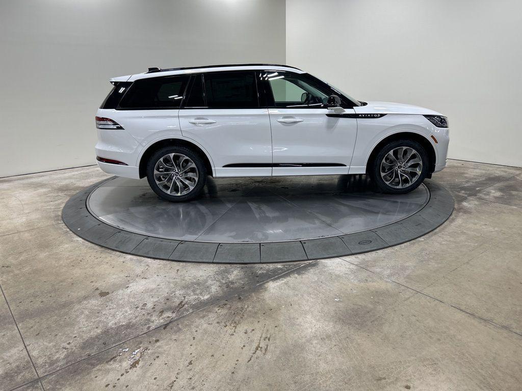 new 2026 Lincoln Aviator car, priced at $63,705