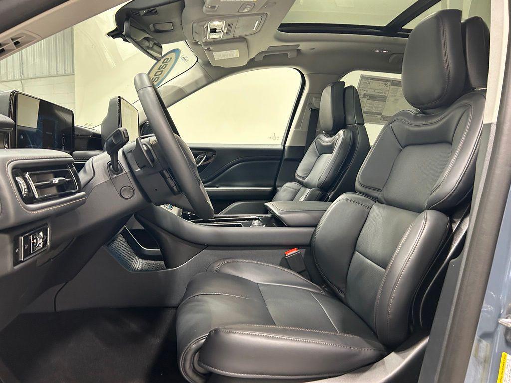 new 2026 Lincoln Aviator car, priced at $77,325
