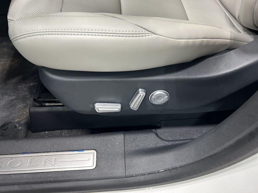 new 2026 Lincoln Nautilus car, priced at $67,120