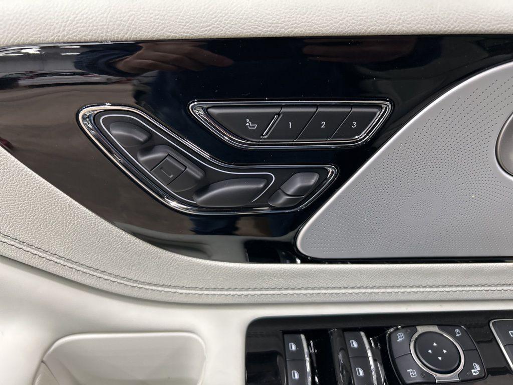 new 2026 Lincoln Aviator car, priced at $93,055