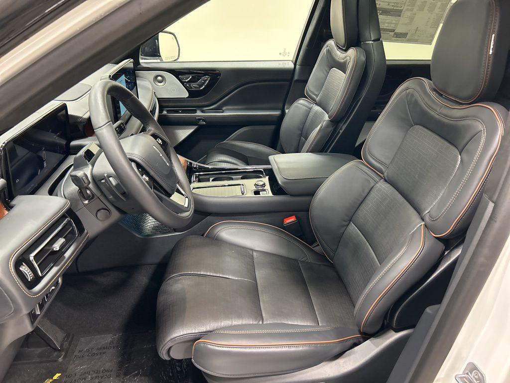 new 2026 Lincoln Aviator car, priced at $95,025