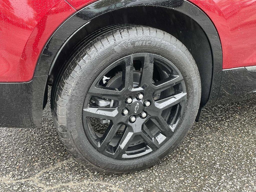 used 2025 Chevrolet Blazer car, priced at $39,113