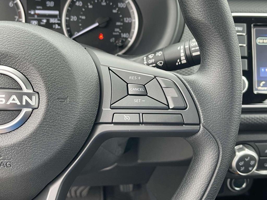 new 2025 Nissan Kicks Play car, priced at $22,910