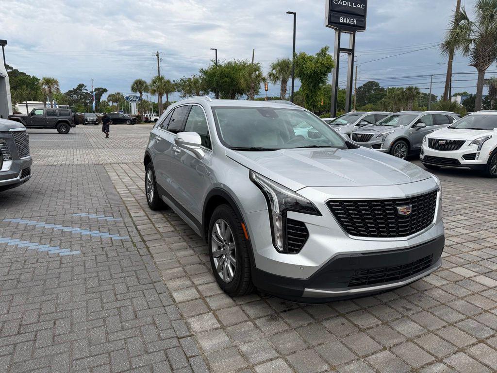used 2021 Cadillac XT4 car, priced at $22,299
