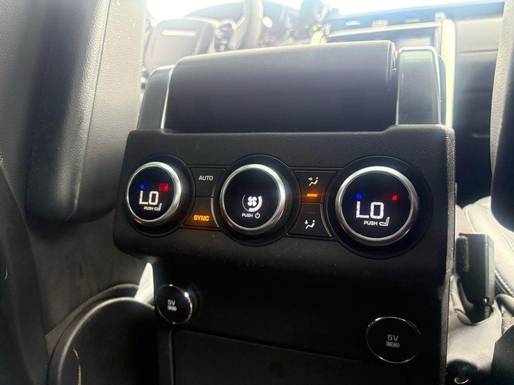 used 2019 Land Rover Discovery car, priced at $20,299