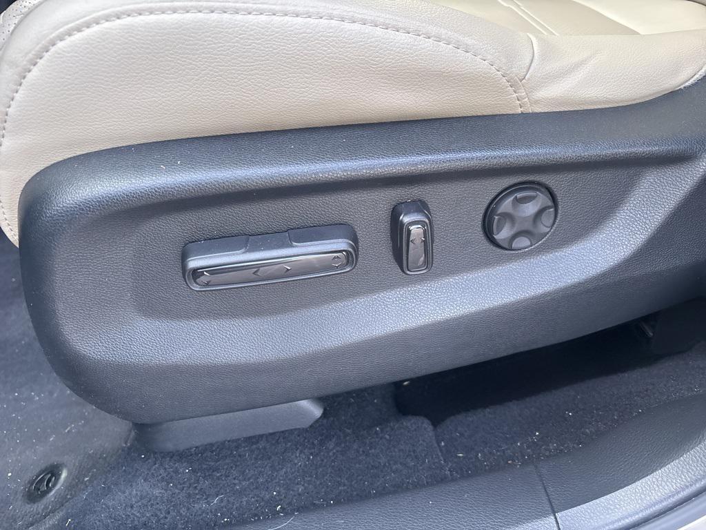 used 2019 Honda CR-V car, priced at $19,999