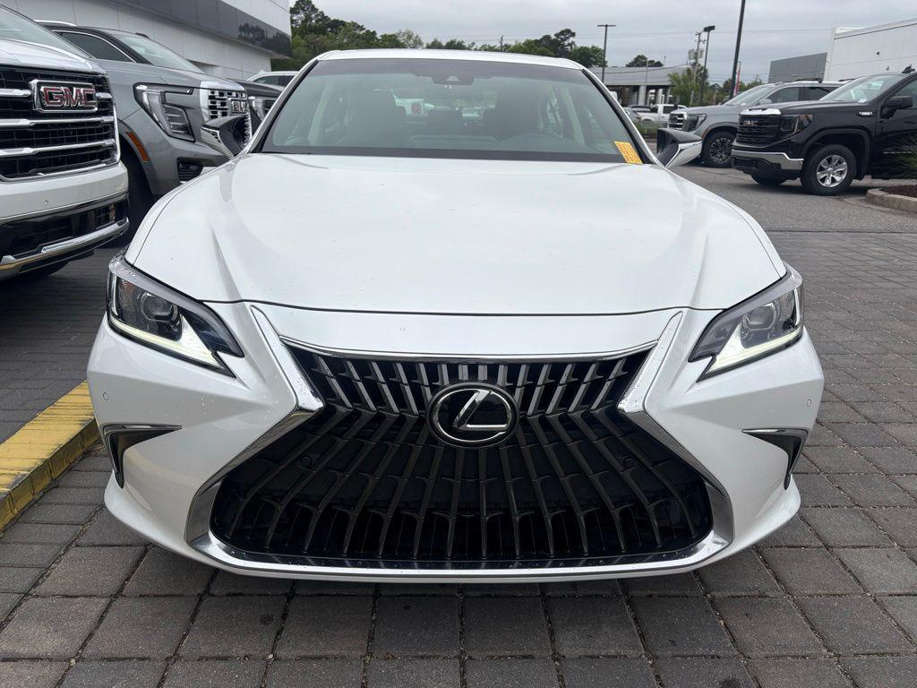 used 2022 Lexus ES 350 car, priced at $38,655