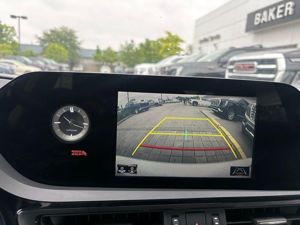 used 2022 Lexus ES 350 car, priced at $38,655