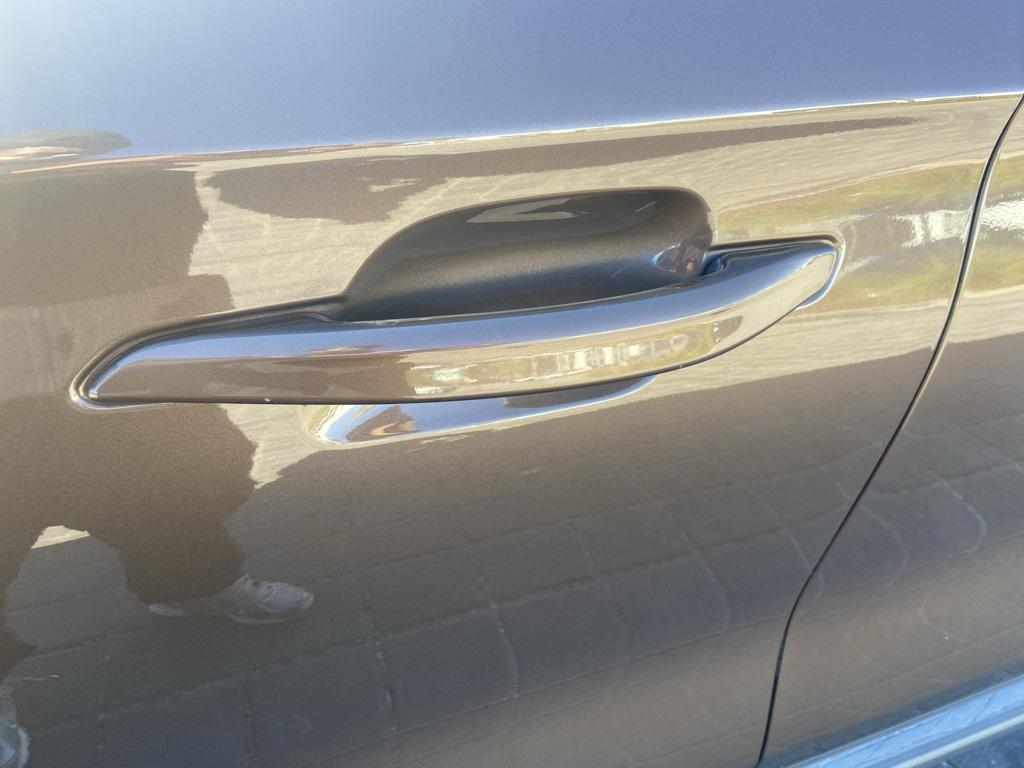 used 2022 Lincoln Aviator car, priced at $37,931