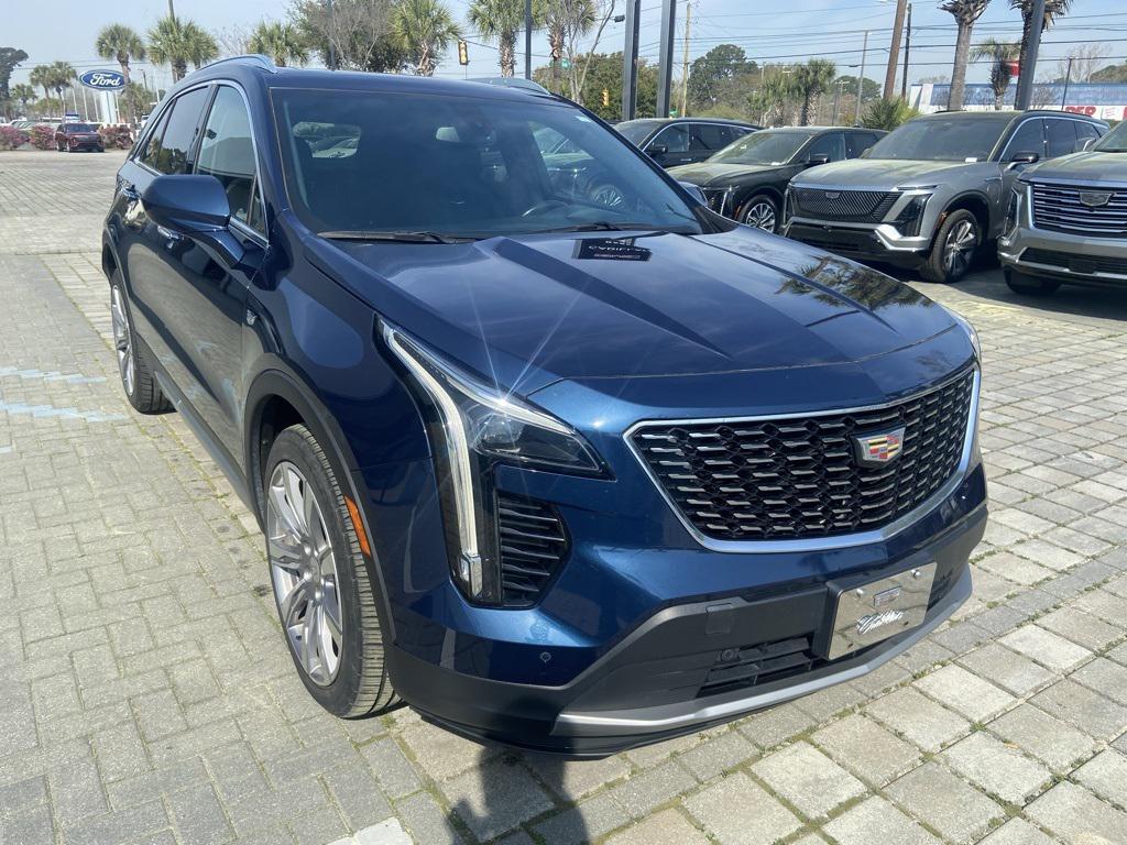 used 2019 Cadillac XT4 car, priced at $18,051