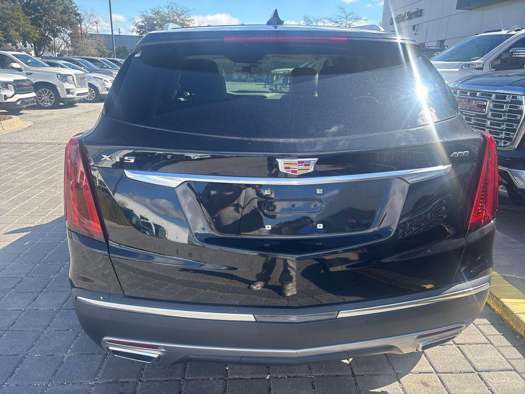 used 2025 Cadillac XT5 car, priced at $40,149