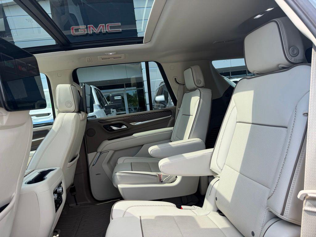 used 2023 GMC Yukon car, priced at $64,795