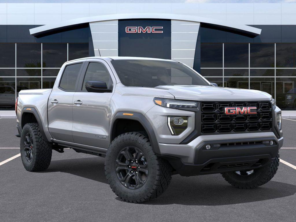 new 2025 GMC Canyon car, priced at $39,555